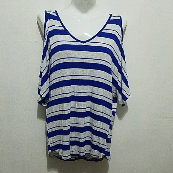 Tops - Stripes top 💣